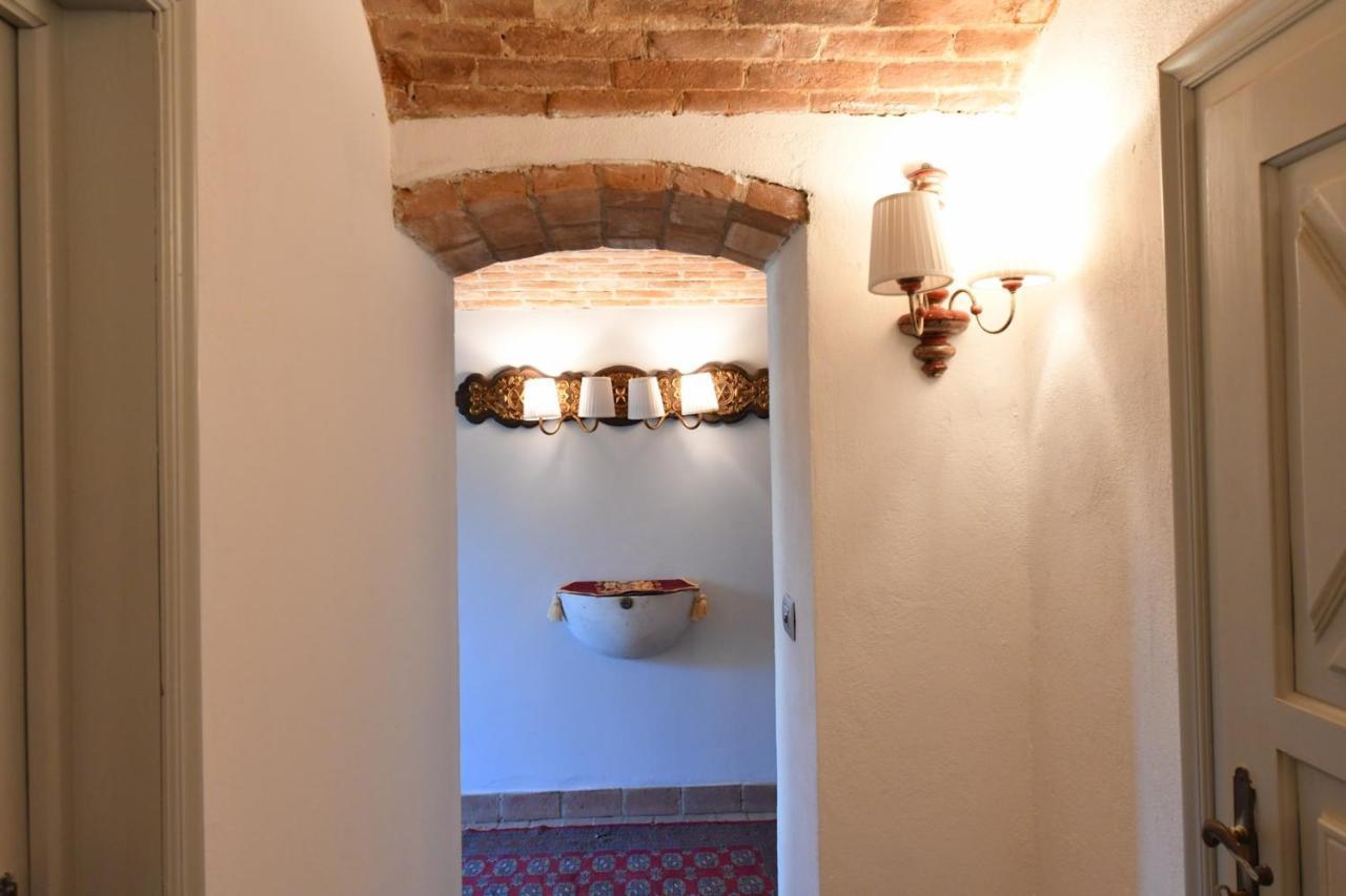 Antica Villa Cuneo- Guest House - "B&B E Non Un Hotel A Cuneo" Eksteriør bilde