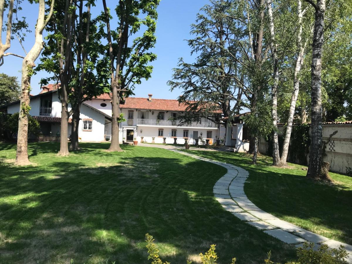 Antica Villa Cuneo- Guest House - "B&B E Non Un Hotel A Cuneo" Eksteriør bilde